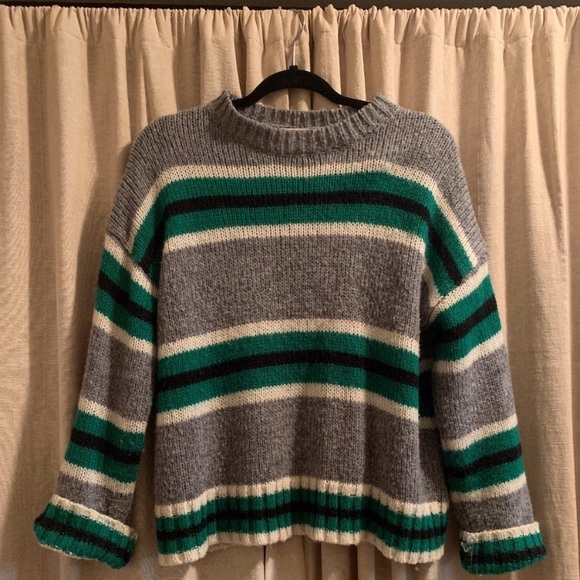 Urban Outfitters Oversized Striped Boyfriend Sweater - Picture 4 of 4